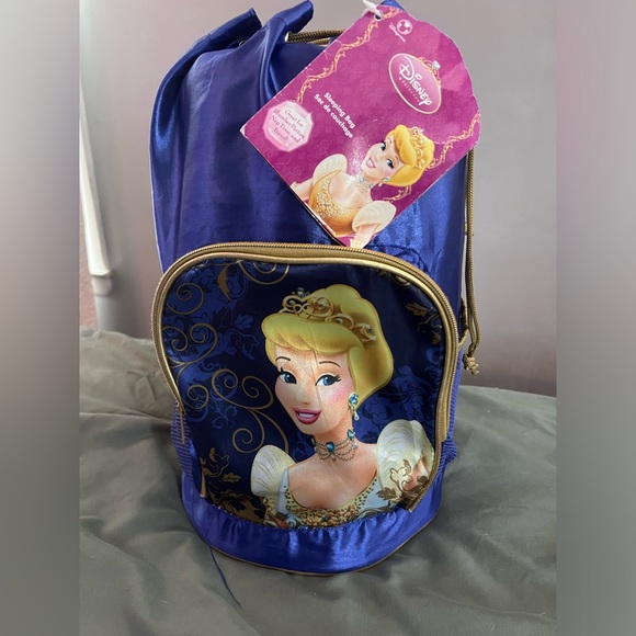 Vintage 90s Disney Princess Sleeping Bag / Bed In Bag _ Cinderella_ Original tag - Picture 15 of 16